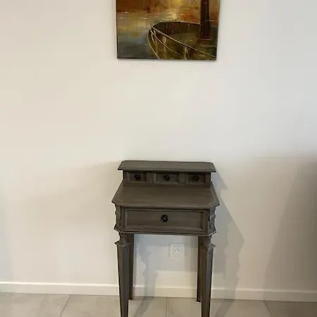 A Proximite Immediate De La 2 * Dunkirk